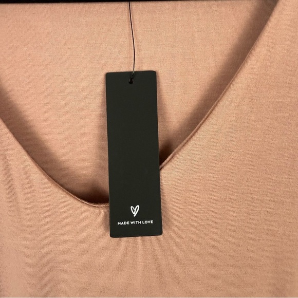 Lulu's Tan Asymmetrical Long Sleeve Bodysuit NWT - Picture 4 of 12